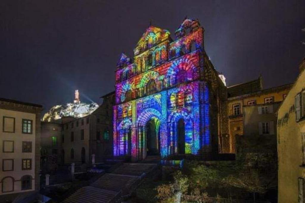 Logis Du Chandelier Le Puy-en-Velay Екстер'єр фото