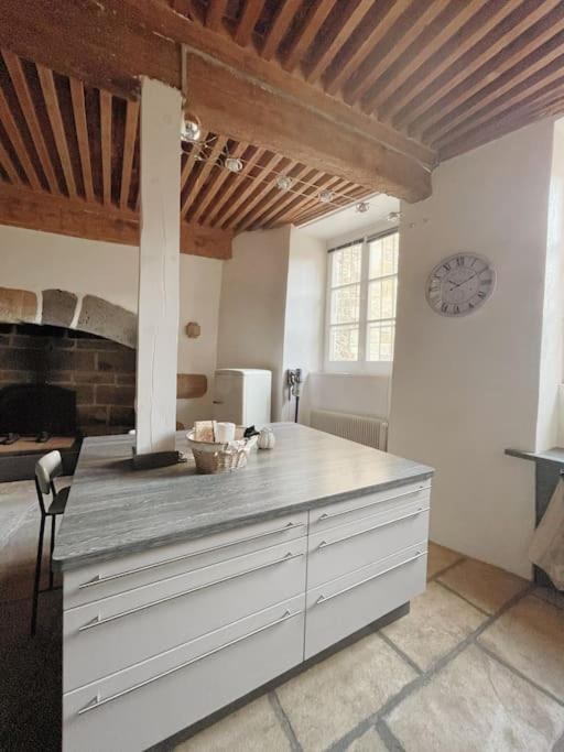 Logis Du Chandelier Le Puy-en-Velay Екстер'єр фото